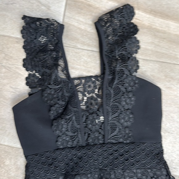 Three Floor excellent like new gorgeous black cocktail dress size 8 - Picture 6 of 10